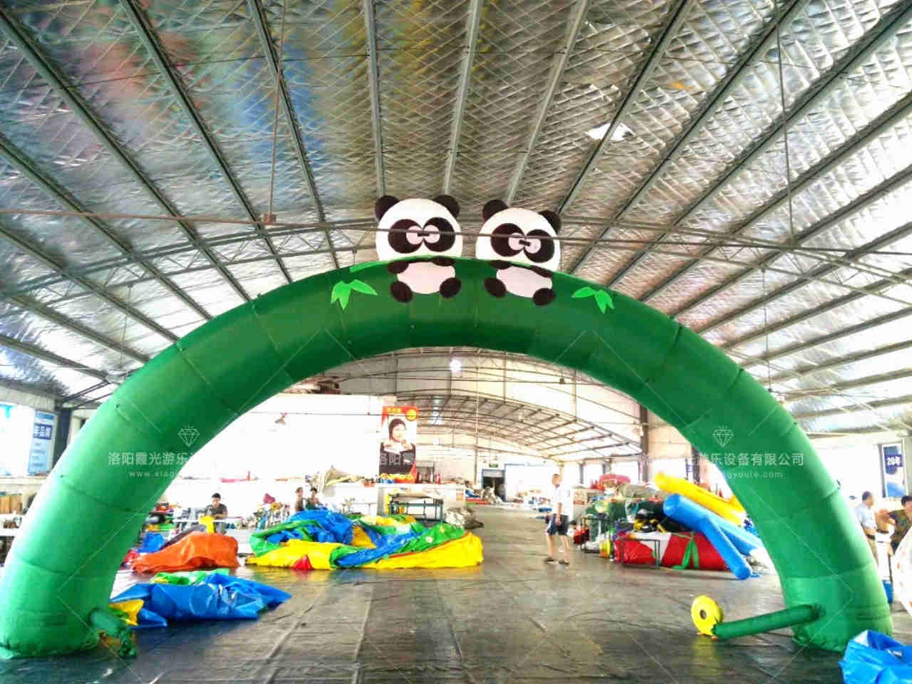 邯郸熊猫喷绘拱门